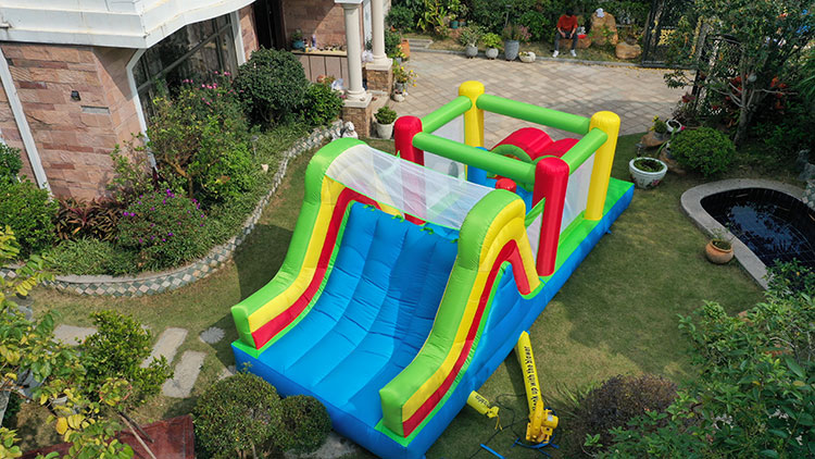 Kolorowy dmuchany zamek dla dz – Kids Outdoor Jump House recenzja i cena